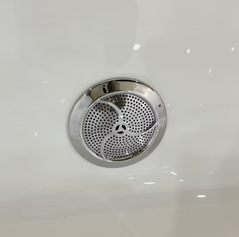 Single White Massage Bathtub with Bluetooth New Style Whirlpool Bathtubs & Whirlpools Freestanding massage bathtub